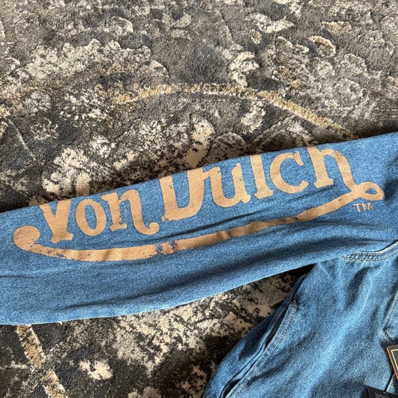 Von Dutch Blue Denim Jacket with Patch Embroidery and Sleeve Logo - Picture 4 of 7